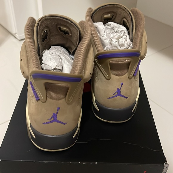 Air jordan 6 retro Tan and purple Women size 9 - Picture 3 of 3